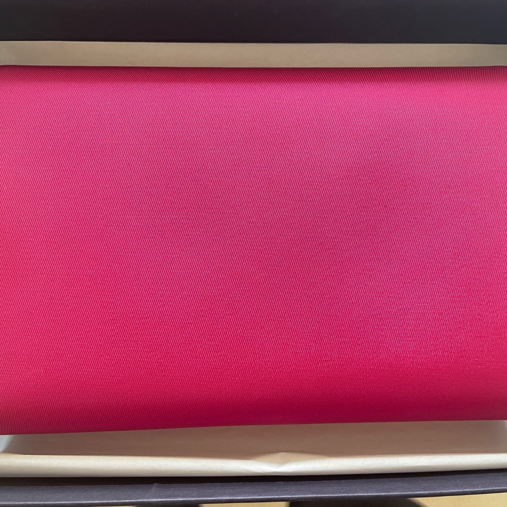 Prada pink wallet - Picture 2 of 7